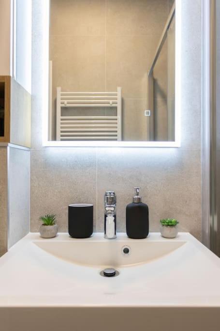 Appartamento Flat4Us#Cozy#Freeparking#5People Zagabria Esterno foto