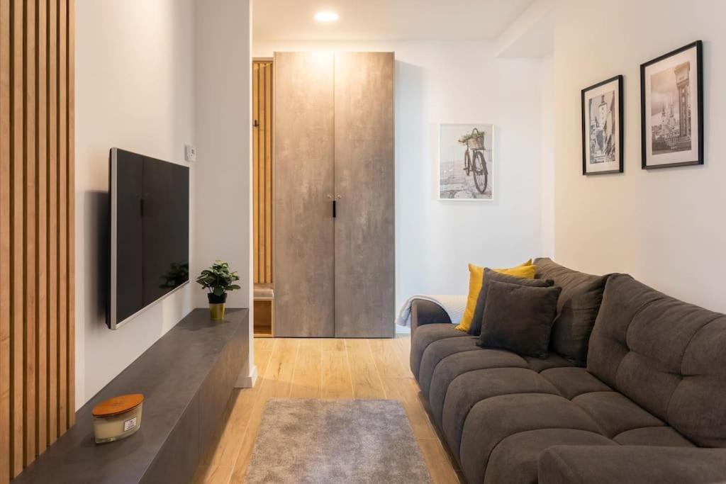 Appartamento Flat4Us#Cozy#Freeparking#5People Zagabria Esterno foto