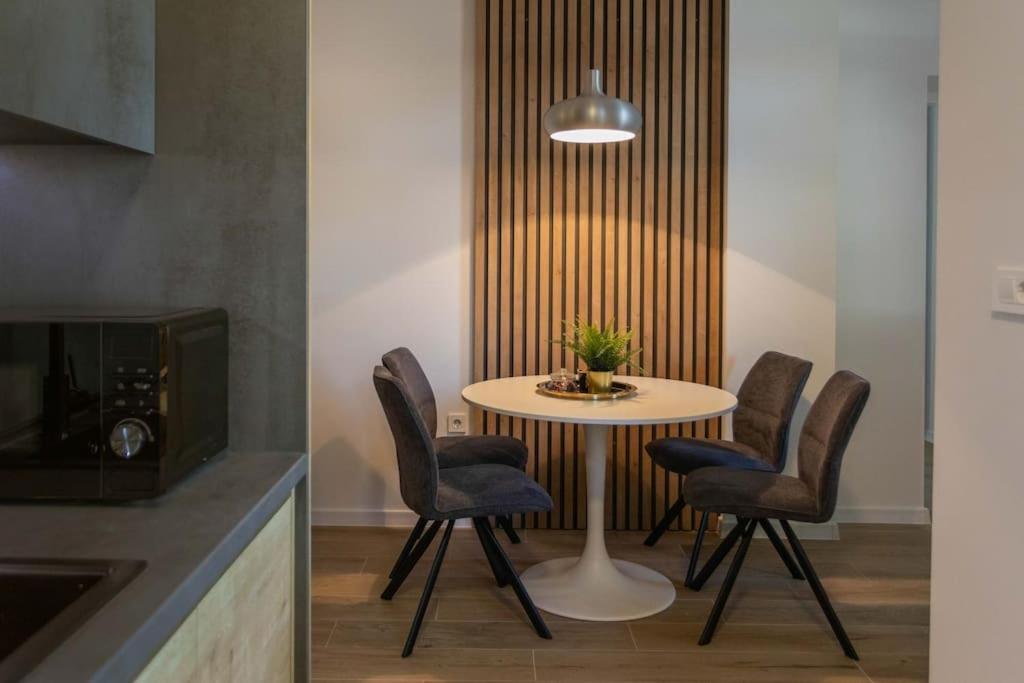 Appartamento Flat4Us#Cozy#Freeparking#5People Zagabria Esterno foto