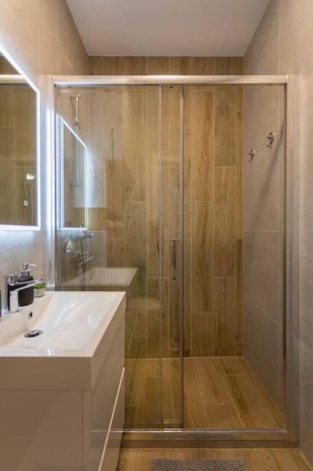 Appartamento Flat4Us#Cozy#Freeparking#5People Zagabria Esterno foto