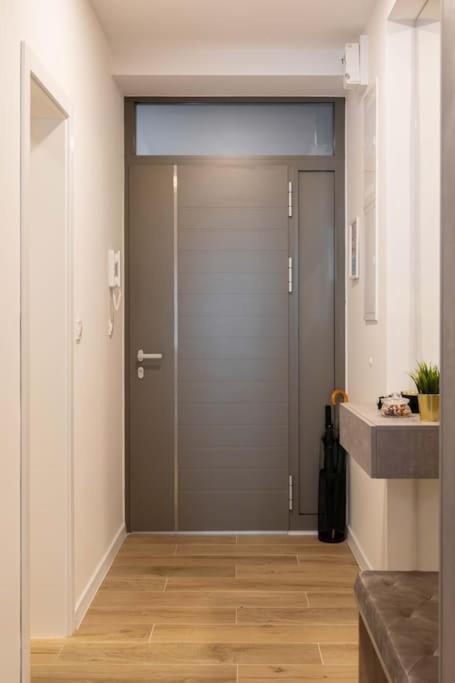 Appartamento Flat4Us#Cozy#Freeparking#5People Zagabria Esterno foto